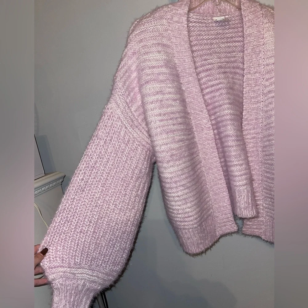 Akemi + Kin sweater - Picture 5 of 5